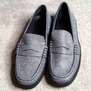 Rag & Bone New York Loafers, S: 36.5 / 6.5, C: Black / White